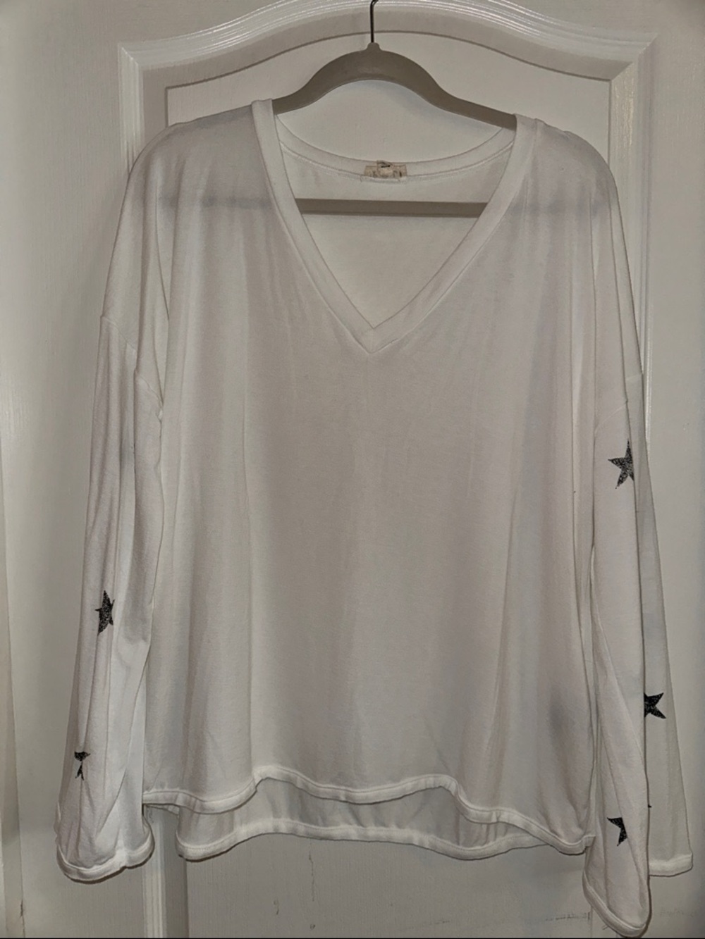 POL White V-Neck Long Sleeve Top with Star Sleeve Detail